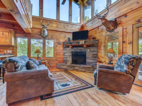 Wilderness Lodge, 3 Bedrooms, Loft, Hot Tub, Sleeps 14